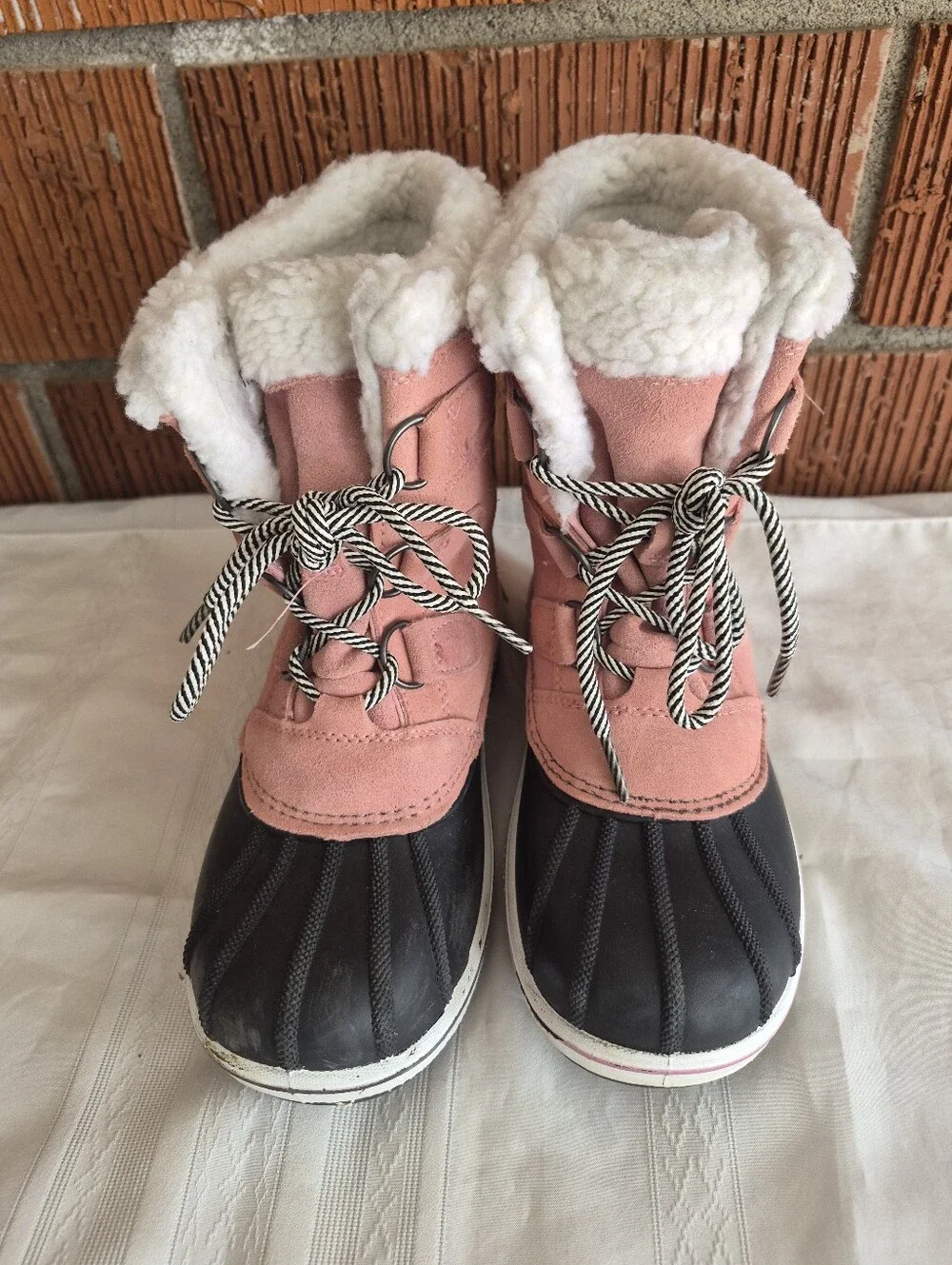 Kids Pink Winter Boots with Faux Fur Lining Size 3